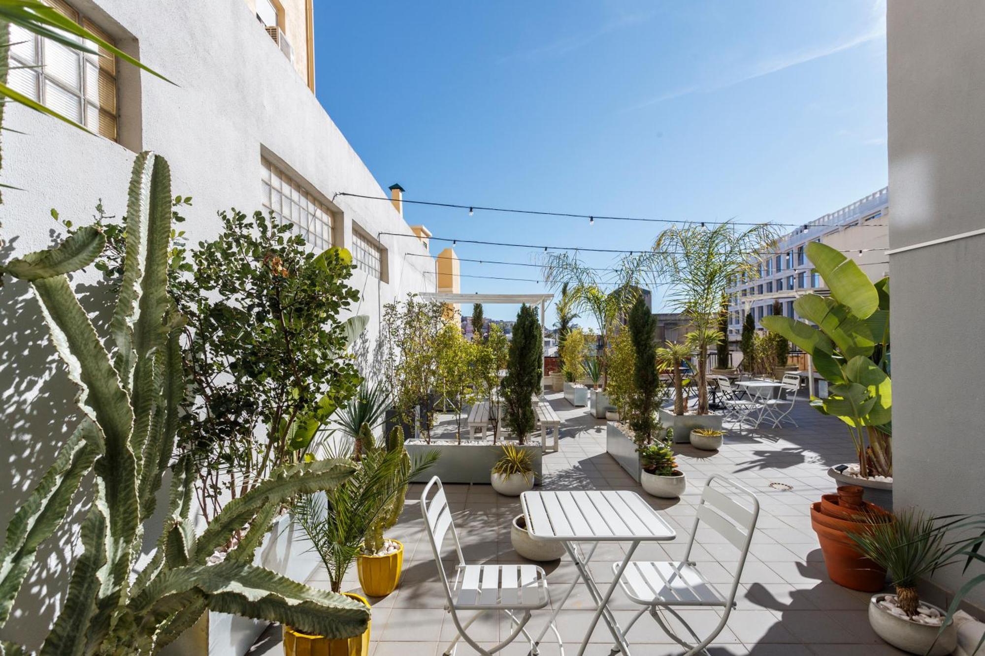 Neegroni Balcony In Lisbon - By Misha'S Place 1A Bagian luar foto